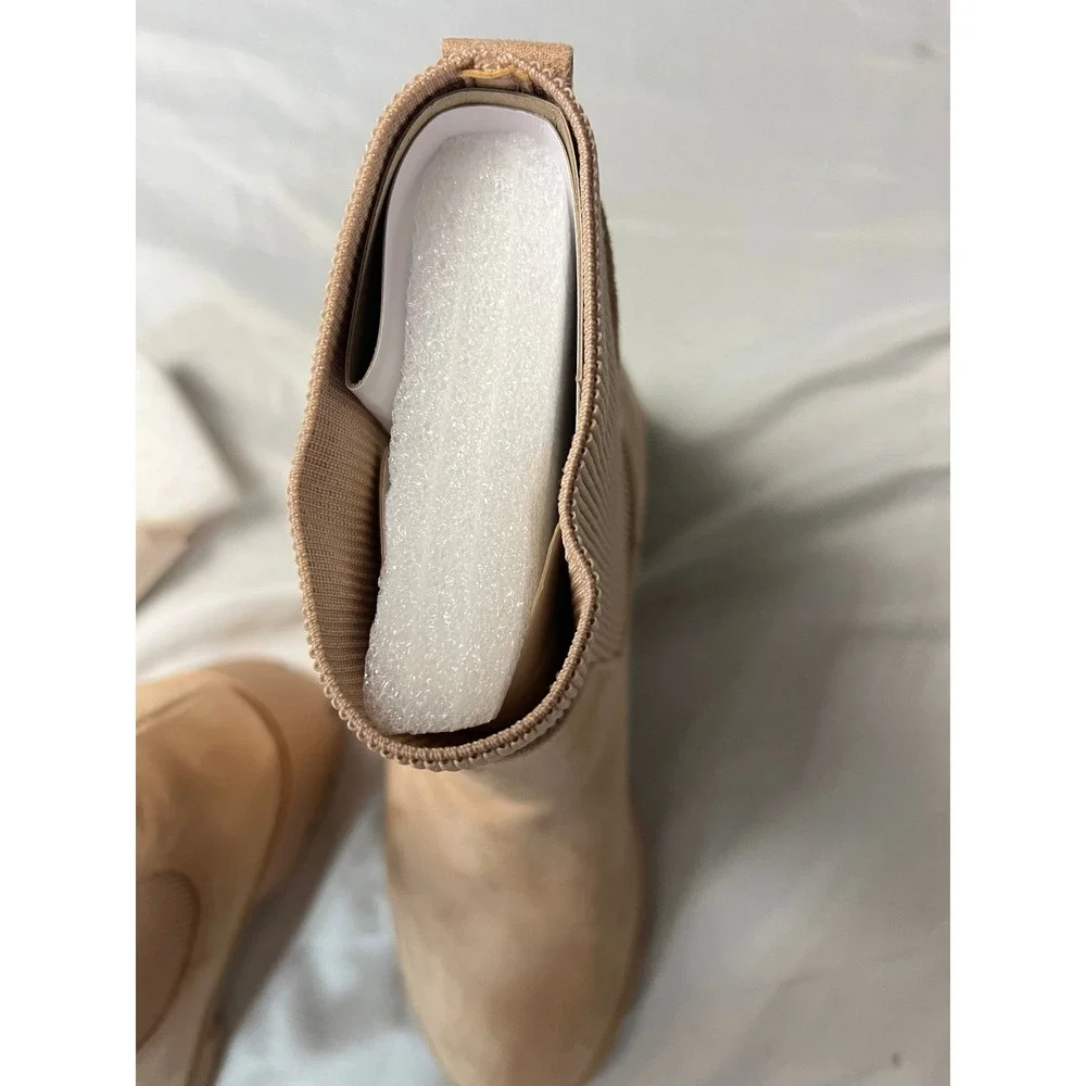 Tan Faux Suede Lug Sole Chelsea Sock Boots Ankle Booties Sand Size 6.5